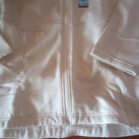 Kirkland Women's Plus Size 3X Cream Full Zip Athletic Jacket NWT - Picture 3 of 4